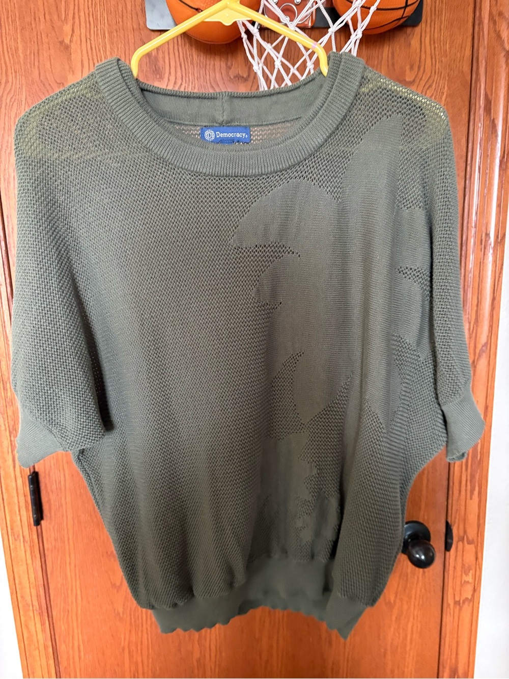 Democracy Olive Green Short-Sleeve Crewneck Knit Sweater